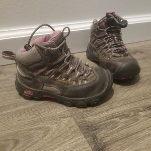 Toddler hiking boots